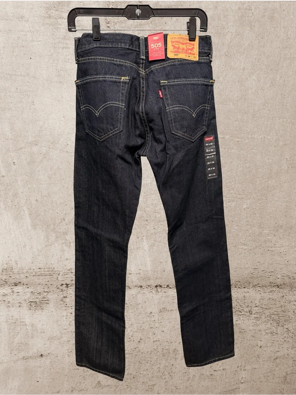 NWT Levi's 505 Regular Fit Dark Indigo Straight Leg Denim Men’s Jeans 28x32